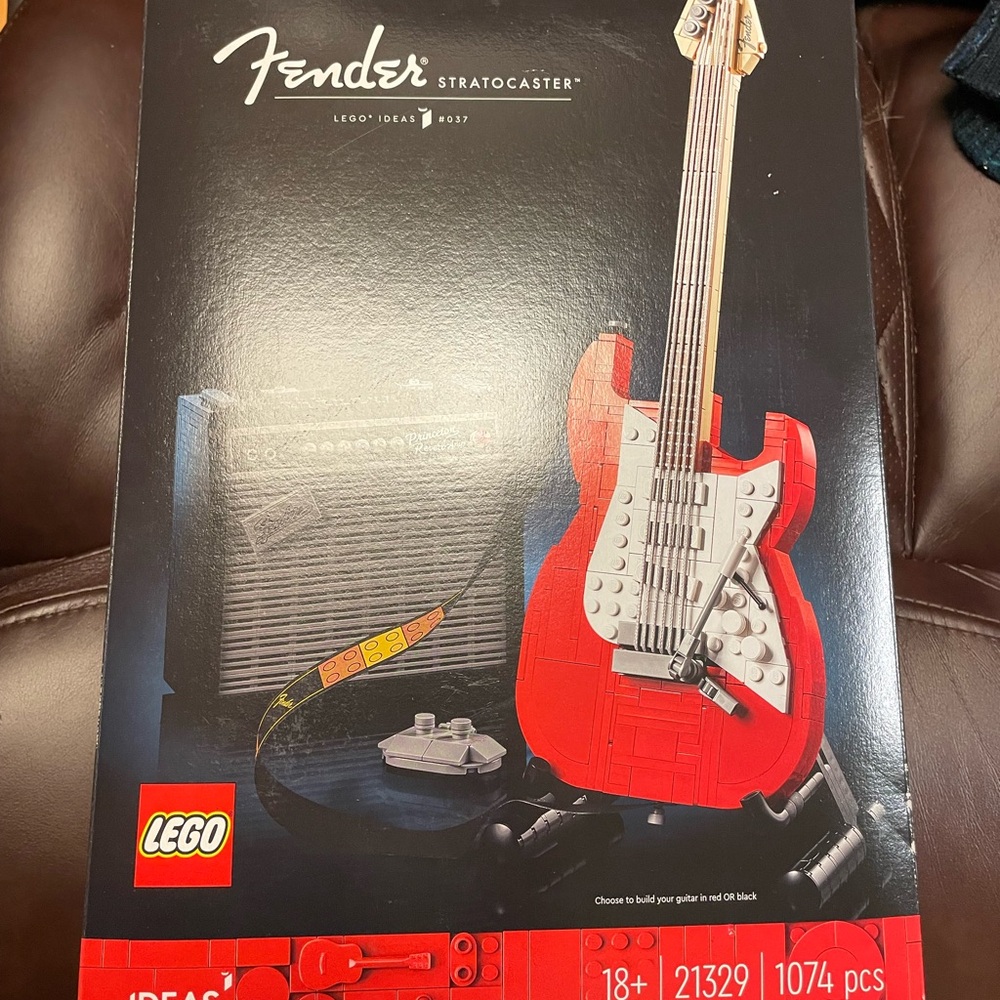 Lego Fender Stratocaster new in box